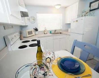 Anna Maria Beach Cottages Exterior photo