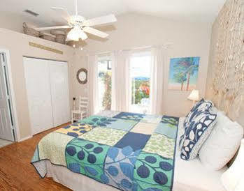 Anna Maria Beach Cottages Exterior photo