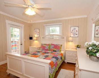 Anna Maria Beach Cottages Exterior photo
